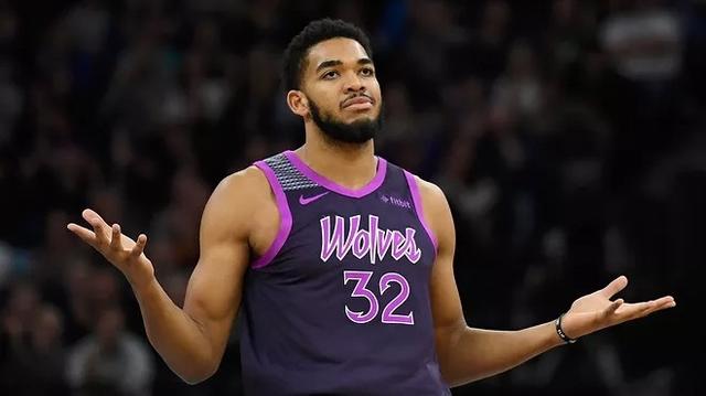 接班安切洛 接班安切洛